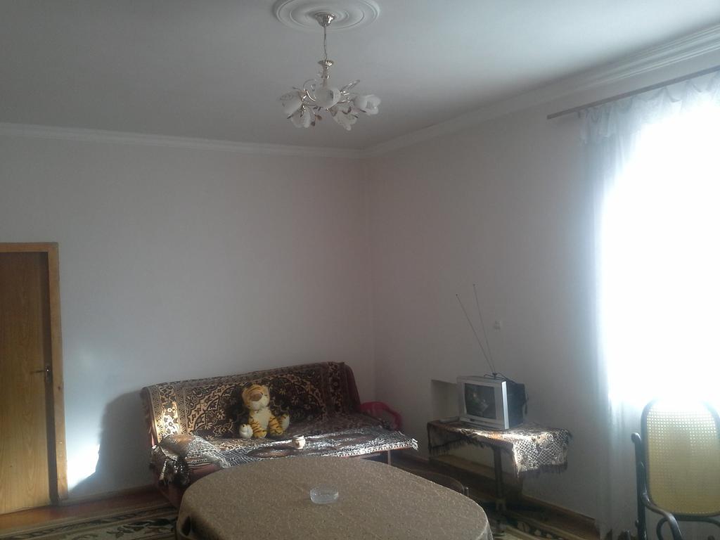 Spandaryan House Yeghegnadzor Quarto foto