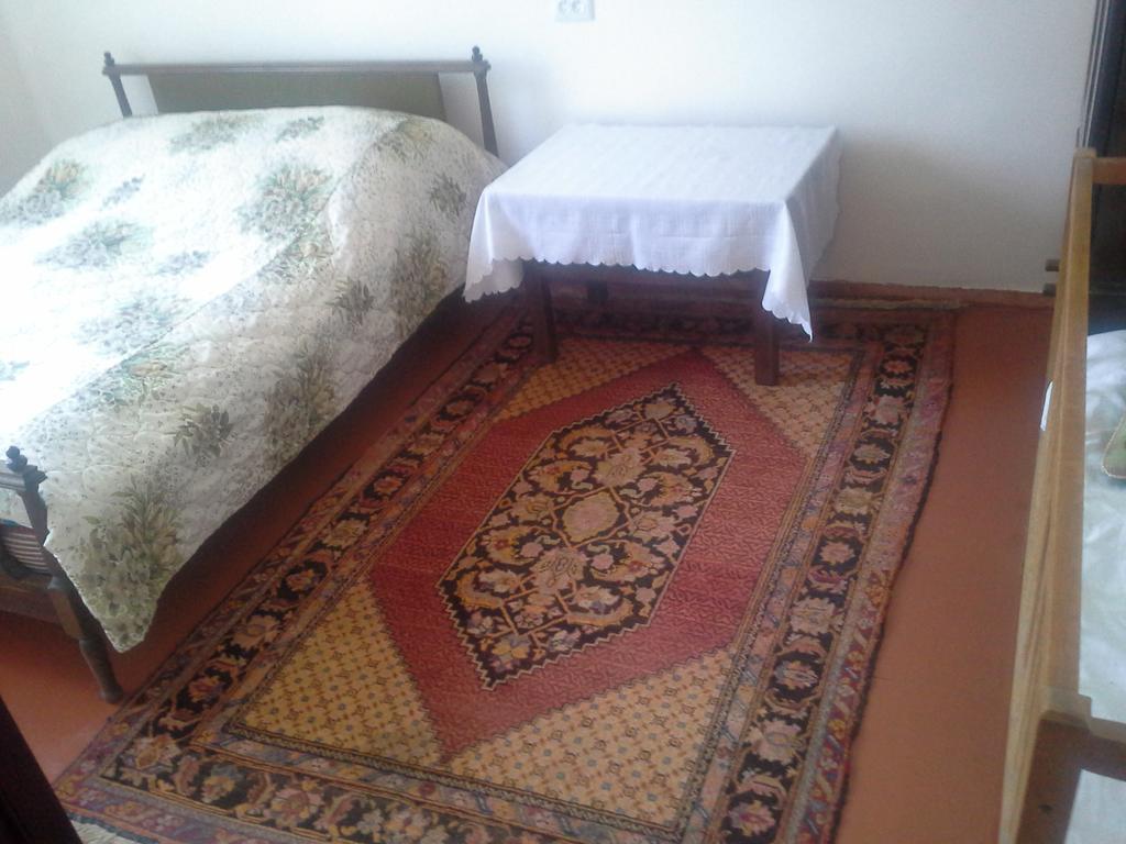 Spandaryan House Yeghegnadzor Quarto foto